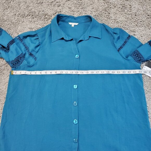 NWT John Mark Flowy Blue Panel Lace Collared Button Front Blouse - 1X - Picture 6 of 9